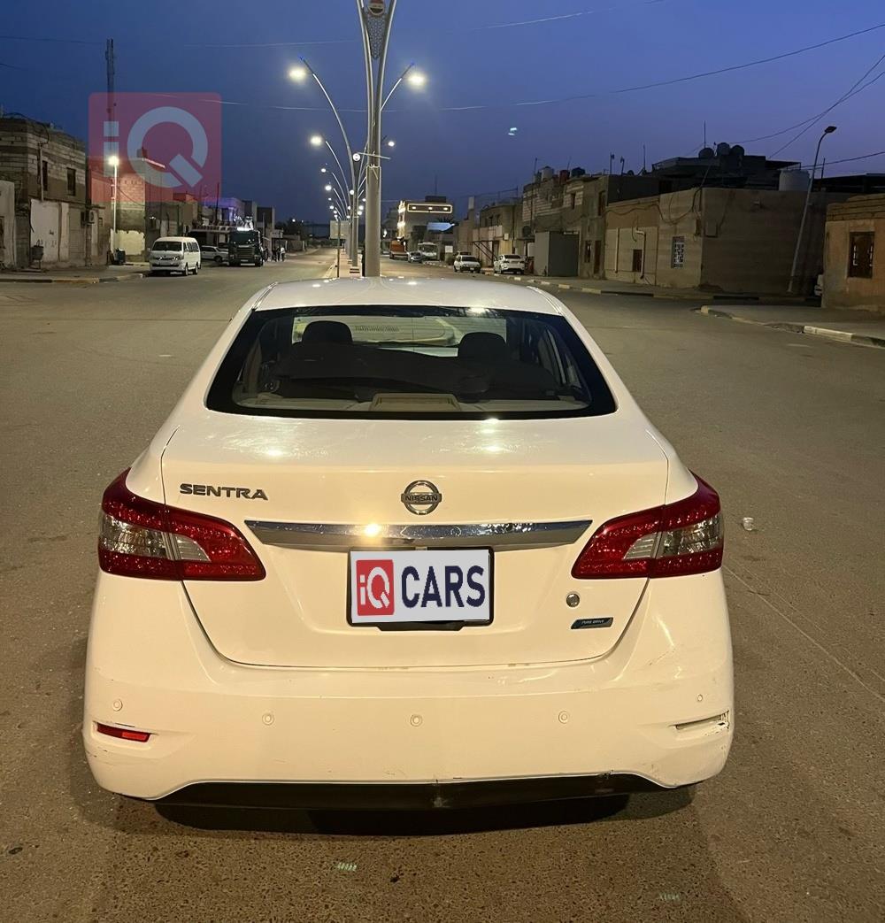 نيسان سنترا